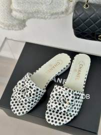 Picture of Chanel Slippers _SKUChanelsz35-40DB05033225